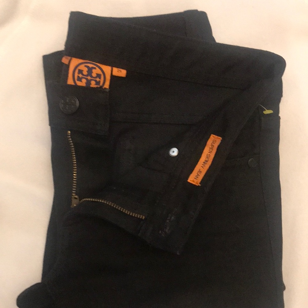 Tory Burch Denim Brand new never worn, Skinny, Perfect condition size 25 $ 65